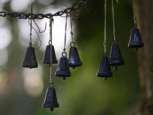How to make Witch bells?